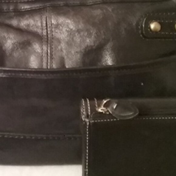 Coach Legacy Limited Edition 65th Anniversary Shoulder Bag & Wallet - Picture 2 of 6